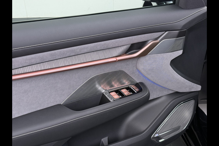 ZEEKR 001 AWD Performance 544PK 100kWh SOH 97% Panoramadak Warmtepomp 360°Camera Adap.Cruise Navi Ecc Stoel+Stuur+Achterbankverwarming Hea Lmv 22" Pdc Elek.Achterklep Matrix Led Apple Carplay/Android Auto Draadloze telefoonlader 2.000kg Trekvermogen! 1e Eigenaar Origineel Nederlandse Auto
