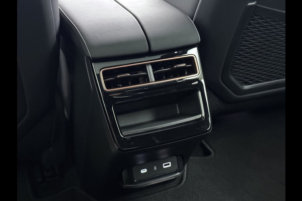 ZEEKR 001 AWD Performance 544PK 100kWh SOH 97% Panoramadak Warmtepomp 360°Camera Adap.Cruise Navi Ecc Stoel+Stuur+Achterbankverwarming Hea Lmv 22" Pdc Elek.Achterklep Matrix Led Apple Carplay/Android Auto Draadloze telefoonlader 2.000kg Trekvermogen! 1e Eigenaar Origineel Nederlandse Auto