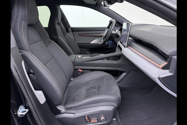 ZEEKR 001 AWD Performance 544PK 100kWh SOH 97% Panoramadak Warmtepomp 360°Camera Adap.Cruise Navi Ecc Stoel+Stuur+Achterbankverwarming Hea Lmv 22" Pdc Elek.Achterklep Matrix Led Apple Carplay/Android Auto Draadloze telefoonlader 2.000kg Trekvermogen! 1e Eigenaar Origineel Nederlandse Auto