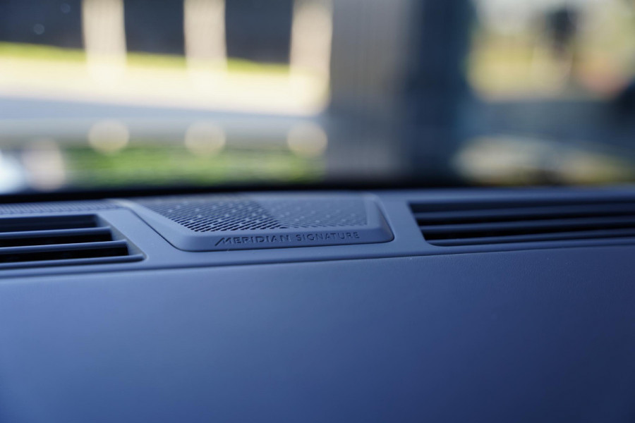 Land Rover Range Rover P 550 E Autobiography / Massage Stoelen / Head Up / Panoramadak