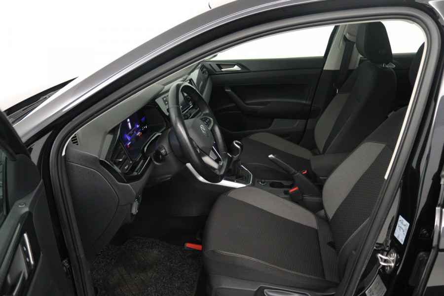 Volkswagen Polo 1.0 TSI Life (CARPLAY, PARKEERSENSOREN, CRUISE CONTROL ADAPTIEF)
