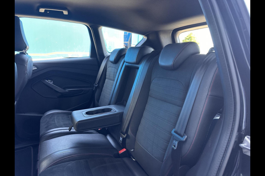 Ford Kuga 1.5 150pk ST Line 150 PK | LED + Xenon-pack | Navi | Climate | Cruise Control | Stuur & Stoelverwarming | Elektr. Achterklep |