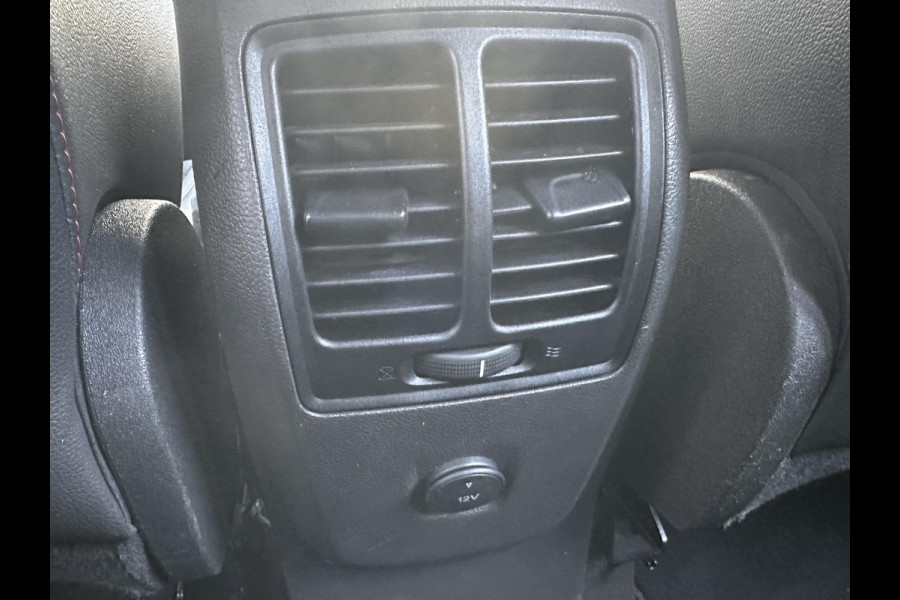 Ford Kuga 1.5 150pk ST Line 150 PK | LED + Xenon-pack | Navi | Climate | Cruise Control | Stuur & Stoelverwarming | Elektr. Achterklep |