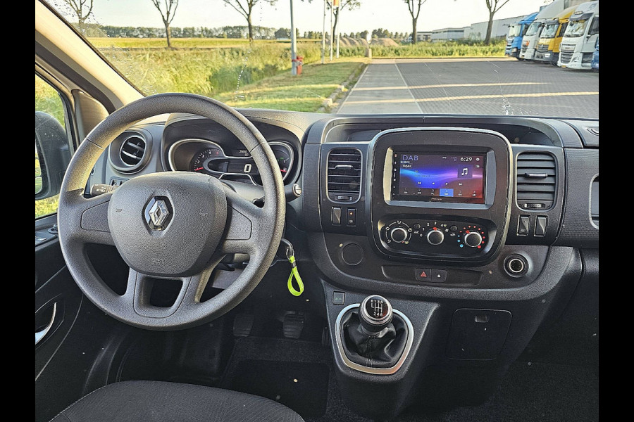 Renault Trafic 2.0 dCi 120 T27 L2H1 Comfort 120Pk, Imperiaal, Airco,  Pdc, 1e Eigenaar