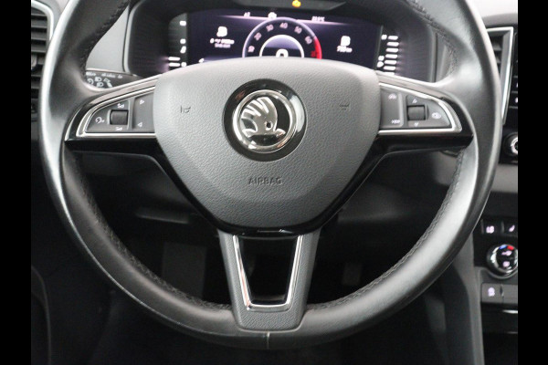 Škoda Karoq 1.5 TSI ACT Business Edition | Stoelverwarming | Navigatie | Carplay | Sfeerverlichting | Climate control | Park assist | Trekhaak