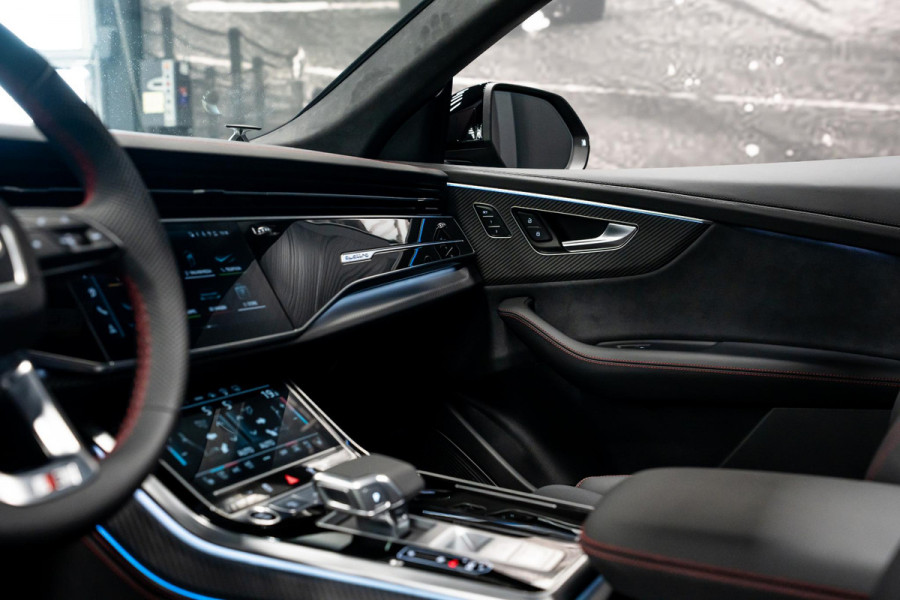 Audi Q8 60 TFSI e quattro Pro Line S Competition *Bang & Olufsen Advanced / AWD-besturing / Panorama / Stoelventilatie + massage / Soft-Close / HUD*