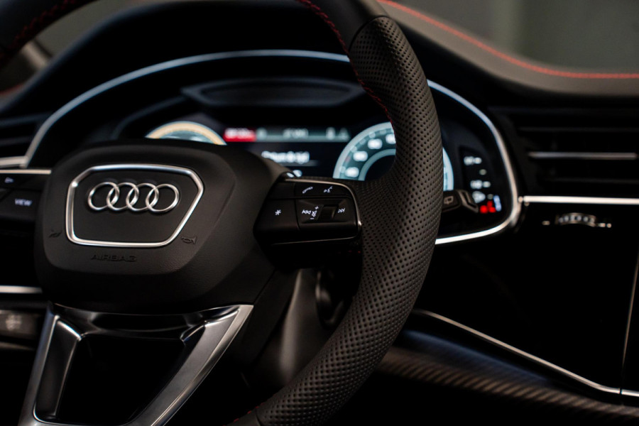 Audi Q8 60 TFSI e quattro Pro Line S Competition *Bang & Olufsen Advanced / AWD-besturing / Panorama / Stoelventilatie + massage / Soft-Close / HUD*