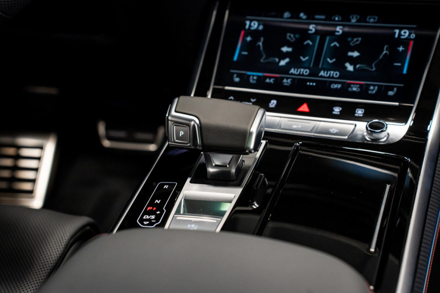 Audi Q8 60 TFSI e quattro Pro Line S Competition *Bang & Olufsen Advanced / AWD-besturing / Panorama / Stoelventilatie + massage / Soft-Close / HUD*