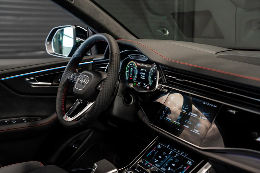 Audi Q8 60 TFSI e quattro Pro Line S Competition *Bang & Olufsen Advanced / AWD-besturing / Panorama / Stoelventilatie + massage / Soft-Close / HUD*