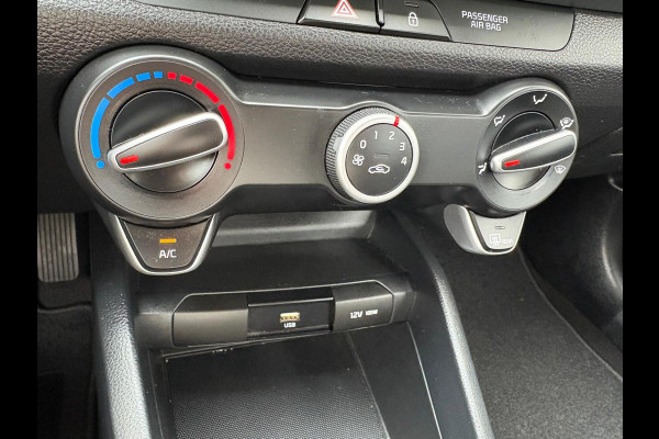 Kia Stonic 1.0 T-GDi 100PK MHEV ComfortLine Trekhaak/Carplay-android/Parkeerhulp