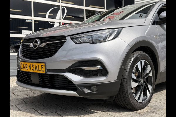 Opel Grandland X 1.2 Turbo Innovation - AUTOMAAT I Navigatie / Apple CarPlay I Airco I LED I PDC I Sport velgen I