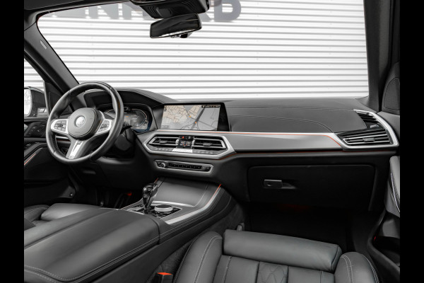 BMW X5 xDrive45e M-Sport - Skylounge - Active Steering - Trekhaak - Nappa Comfortzetels