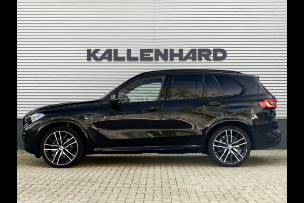BMW X5 xDrive45e M-Sport - Skylounge - Active Steering - Trekhaak - Nappa Comfortzetels