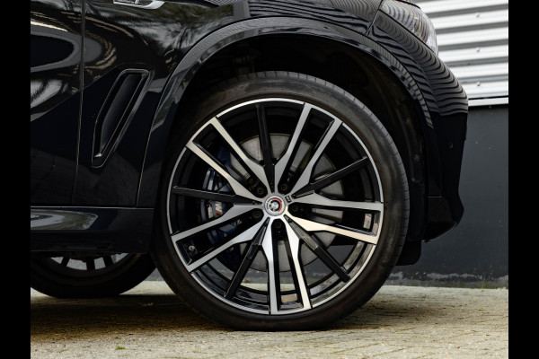 BMW X5 xDrive45e M-Sport - Skylounge - Active Steering - Trekhaak - Nappa Comfortzetels