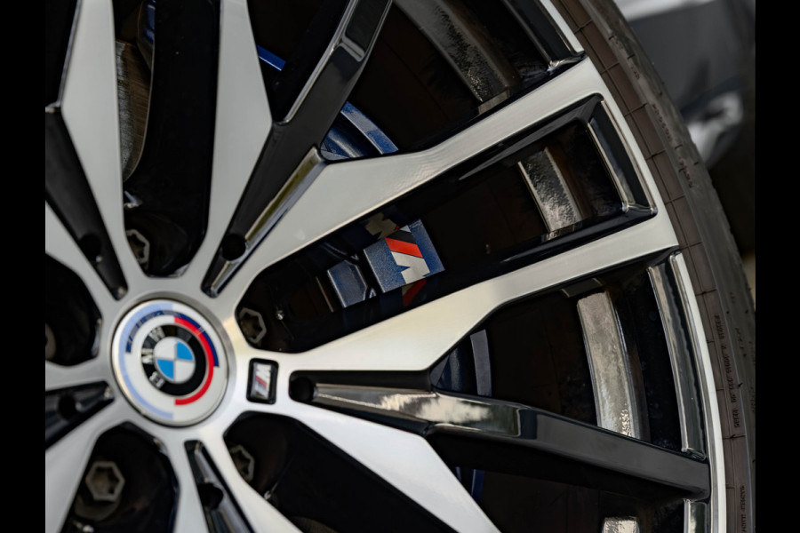 BMW X5 xDrive45e M-Sport - Skylounge - Active Steering - Trekhaak - Nappa Comfortzetels