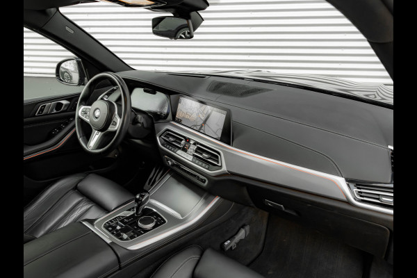 BMW X5 xDrive45e M-Sport - Skylounge - Active Steering - Trekhaak - Nappa Comfortzetels