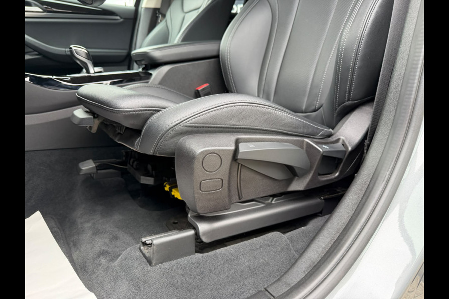 BMW X3 xDrive30e PHEV Lederen bekleding Camera LMV wielen