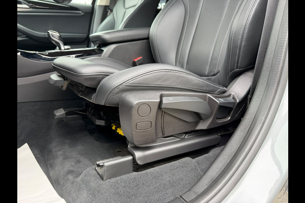 BMW X3 xDrive30e PHEV Lederen bekleding Camera LMV wielen