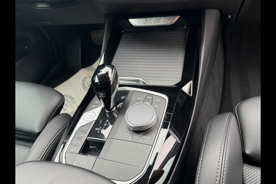 BMW X3 xDrive30e PHEV Lederen bekleding Camera LMV wielen