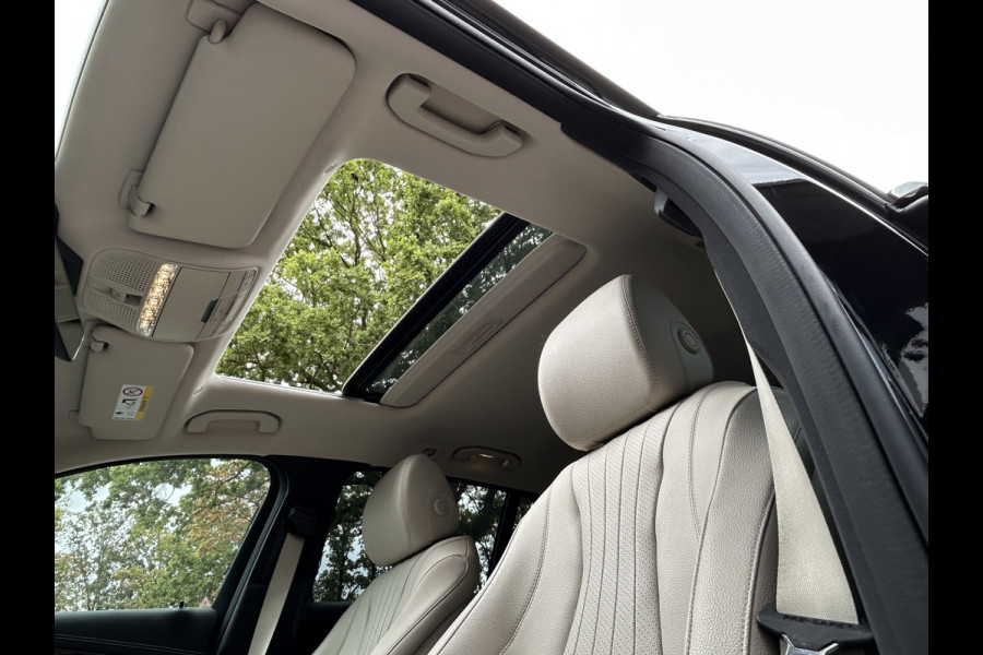 Mercedes-Benz E-Klasse 300e Exclusive Estate // Burmester // Schuifdak // Trekhaak // Distronic // Rij Assistentiepakket // MultiBeam LED // Augmented
