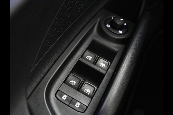 Škoda Enyaq iV 80 Business Edition | SOH 93,6% | Panoramadak | Leder/alcantara | Memory | Stuur/stoel verwarming | Adaptive cruise | Carplay | Sfeerverlichting | Camera | Park assist | Trekhaak