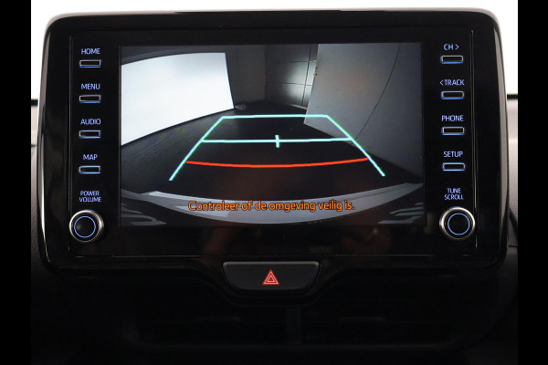 Toyota Yaris Cross 1.5 HYBRIDE BLACK & WHITE AUTOMAAT GARANTIE 3-2034 LM VELGEN. CARPLAY NAVI.ADAPTIEVE CRUISE CONTROLL