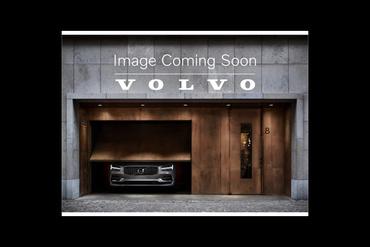 Volvo XC60 T6 AWD 350PK Plug-in hybrid Plus Black Edition | BLIS | H&K | 360 Camera | Pano | Luchtvering | Keyless |