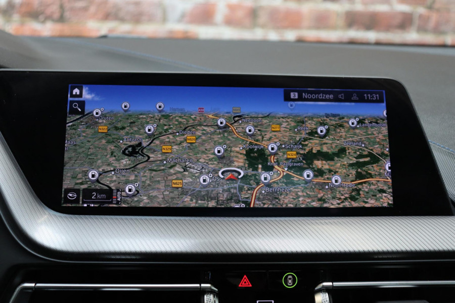 BMW 2 Serie Gran Coupé 218i High Executive M Sport Pakket Automaat / Live Cockpit Professional / Panoramadak / Parkeerhulpsysteem / Stoelverwarming / DAB / Extra Getint Glas / 19 Inch / Shadow Line / Climate Control / Bluetooth / Lichtpakket / Cruise Control