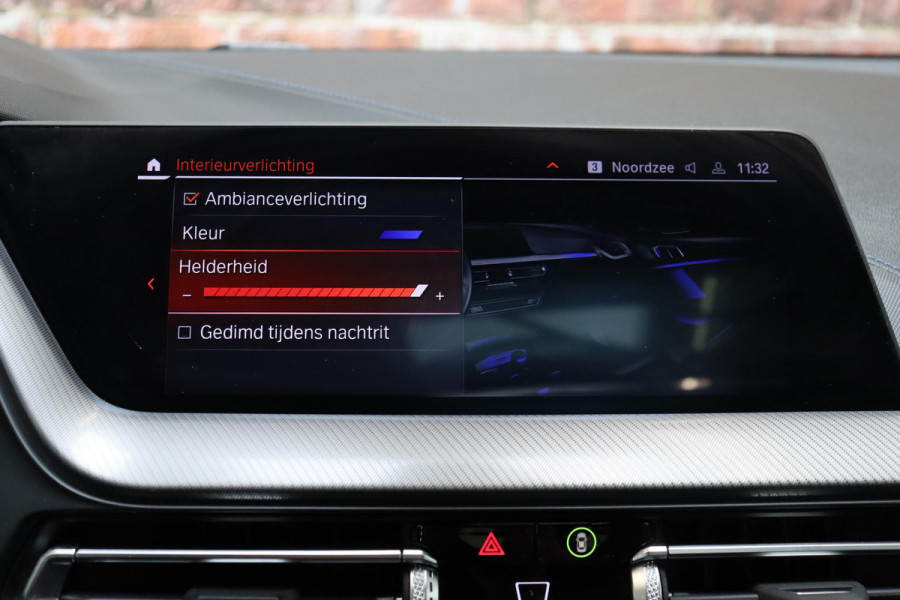 BMW 2 Serie Gran Coupé 218i High Executive M Sport Pakket Automaat / Live Cockpit Professional / Panoramadak / Parkeerhulpsysteem / Stoelverwarming / DAB / Extra Getint Glas / 19 Inch / Shadow Line / Climate Control / Bluetooth / Lichtpakket / Cruise Control