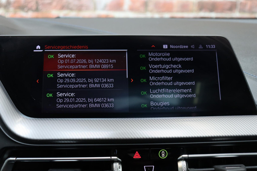 BMW 2 Serie Gran Coupé 218i High Executive M Sport Pakket Automaat / Live Cockpit Professional / Panoramadak / Parkeerhulpsysteem / Stoelverwarming / DAB / Extra Getint Glas / 19 Inch / Shadow Line / Climate Control / Bluetooth / Lichtpakket / Cruise Control