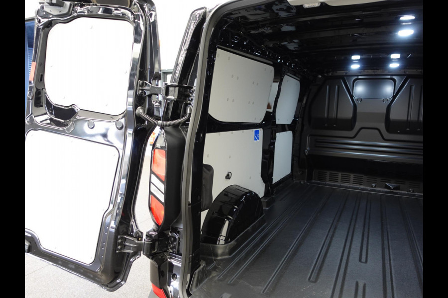 Ford Transit Custom 300 2.0 TDCI L2H1 Trend Automaat Trekhaak Navigatie Apple CarPlay Android Auto Camera Parkeerhulp Adaptive Cruise Control Full Led Climate Control Lichtmetalen velgen