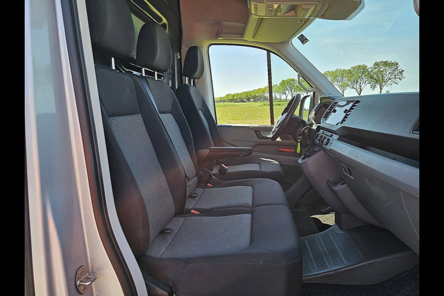 Volkswagen Crafter 35 2.0 TDI L3H3 Highline Cruise control, Airco, Carplay, Navi, Camera, EURO6, Velgen