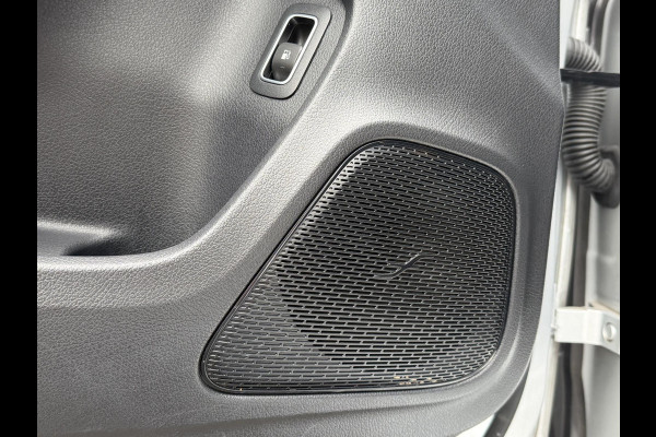 Mercedes-Benz A-Klasse 250 e AMG Line 18''/SOH 100%/Panoramadak/Memory L&R/Trekhaak/Dodehoek/Keyless/Adaptieve cruise/Alarm/Sfeerverlichting/Camera/Apple Carplay & Android Auto