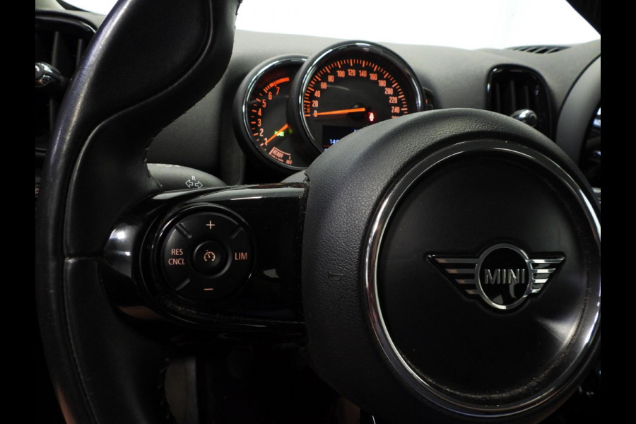 MINI Countryman 1.5 One NAVI/LEER/EL.KLEP/LED/16"LMV!