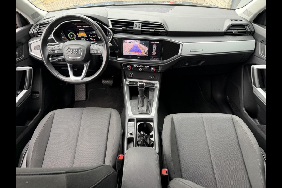 Audi Q3 Sportback 45 TFSI e S Edition 20"/SOH 96%/Dodehoek/Keyless/Trekhaak/Navigatie/Cruise/PDC V+A/Camera/Elektrische klep