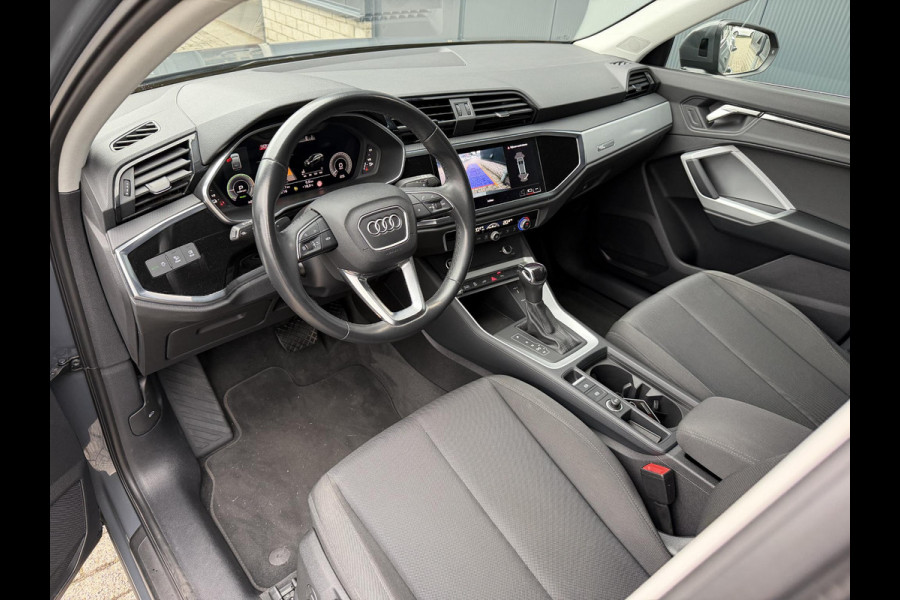 Audi Q3 Sportback 45 TFSI e S Edition 20"/SOH 96%/Dodehoek/Keyless/Trekhaak/Navigatie/Cruise/PDC V+A/Camera/Elektrische klep