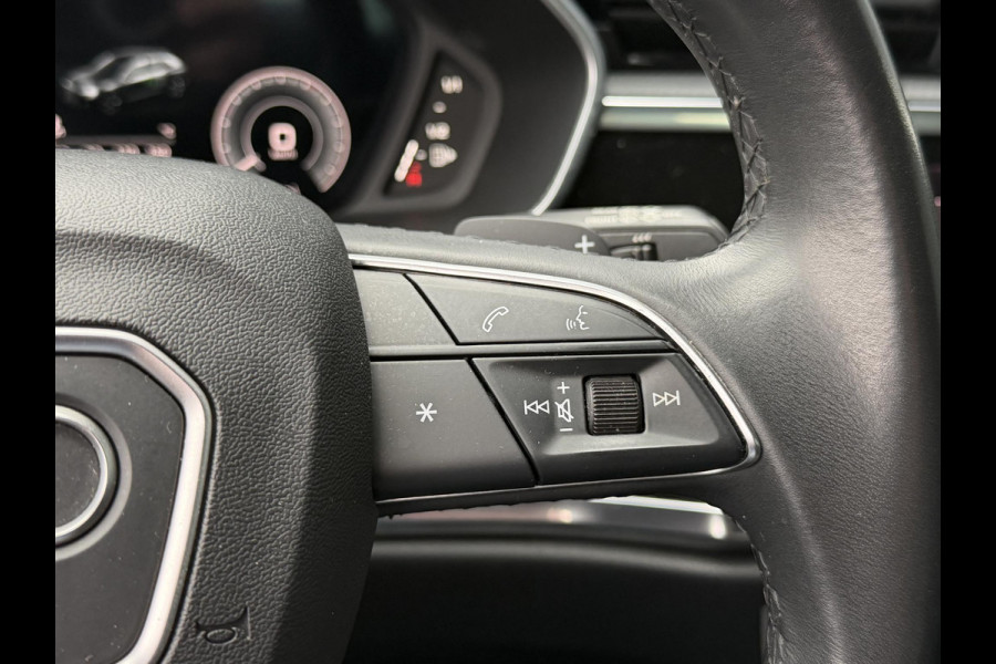 Audi Q3 Sportback 45 TFSI e S Edition 20"/SOH 96%/Dodehoek/Keyless/Trekhaak/Navigatie/Cruise/PDC V+A/Camera/Elektrische klep