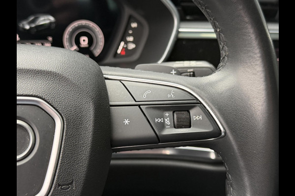 Audi Q3 Sportback 45 TFSI e S Edition 20"/SOH 96%/Dodehoek/Keyless/Trekhaak/Navigatie/Cruise/PDC V+A/Camera/Elektrische klep