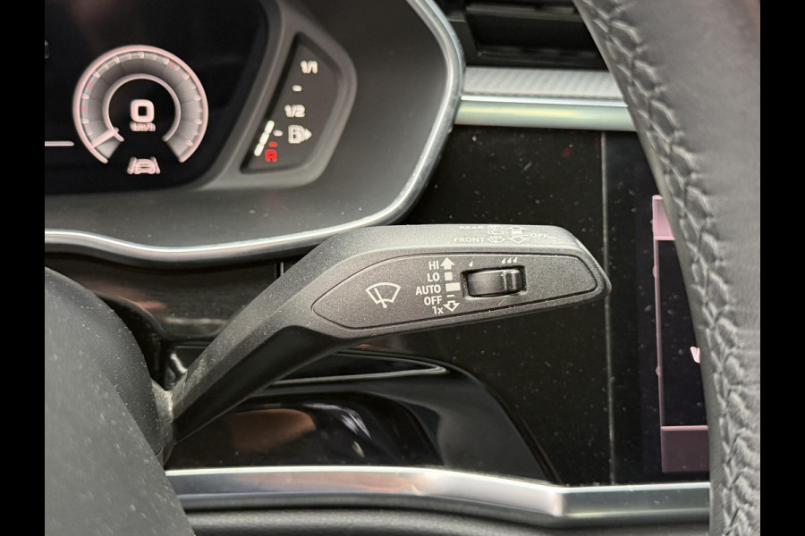 Audi Q3 Sportback 45 TFSI e S Edition 20"/SOH 96%/Dodehoek/Keyless/Trekhaak/Navigatie/Cruise/PDC V+A/Camera/Elektrische klep