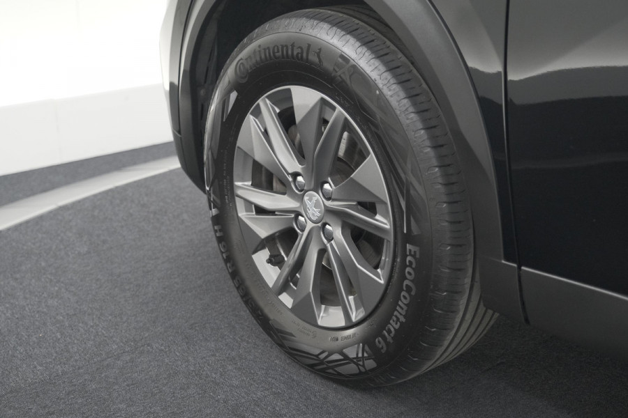 Peugeot 2008 PureTech 130 EAT8 Active Pack | Trekhaak | Camera | Navigatie | Parkeersensoren | Apple Carplay