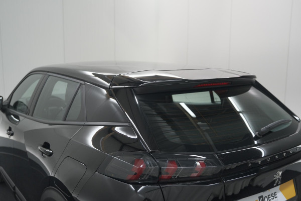 Peugeot 2008 PureTech 130 EAT8 Active Pack | Trekhaak | Camera | Navigatie | Parkeersensoren | Apple Carplay
