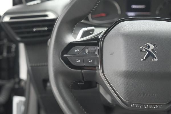 Peugeot 2008 PureTech 130 EAT8 Active Pack | Trekhaak | Camera | Navigatie | Parkeersensoren | Apple Carplay