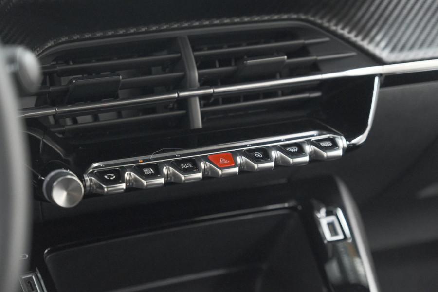 Peugeot 2008 PureTech 130 EAT8 Active Pack | Trekhaak | Camera | Navigatie | Parkeersensoren | Apple Carplay