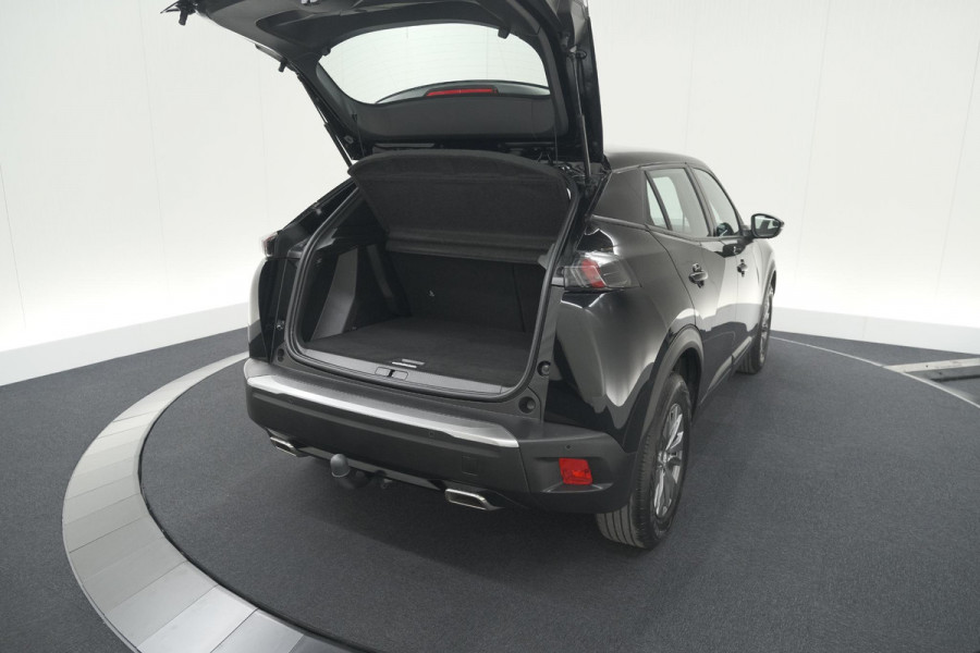 Peugeot 2008 PureTech 130 EAT8 Active Pack | Trekhaak | Camera | Navigatie | Parkeersensoren | Apple Carplay