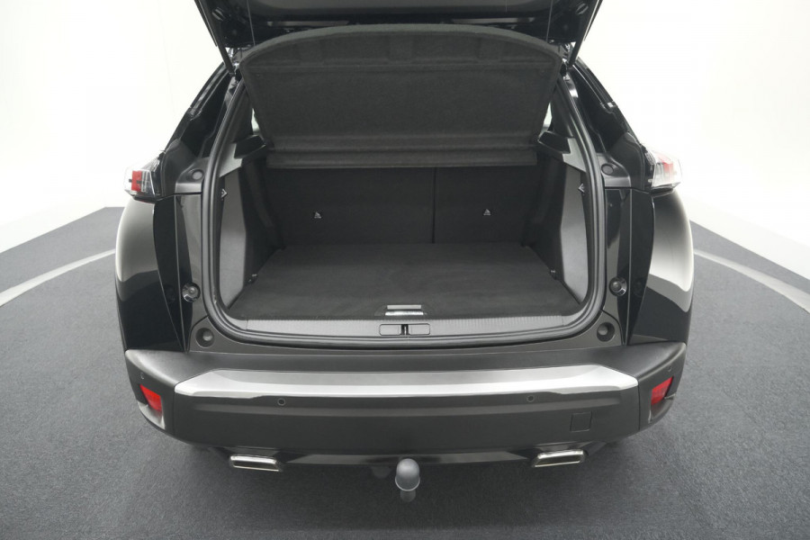 Peugeot 2008 PureTech 130 EAT8 Active Pack | Trekhaak | Camera | Navigatie | Parkeersensoren | Apple Carplay
