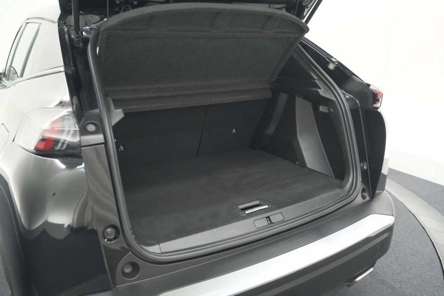 Peugeot 2008 PureTech 130 EAT8 Active Pack | Trekhaak | Camera | Navigatie | Parkeersensoren | Apple Carplay
