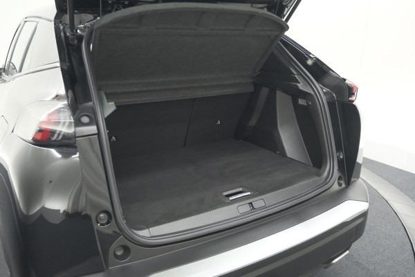 Peugeot 2008 PureTech 130 EAT8 Active Pack | Trekhaak | Camera | Navigatie | Parkeersensoren | Apple Carplay