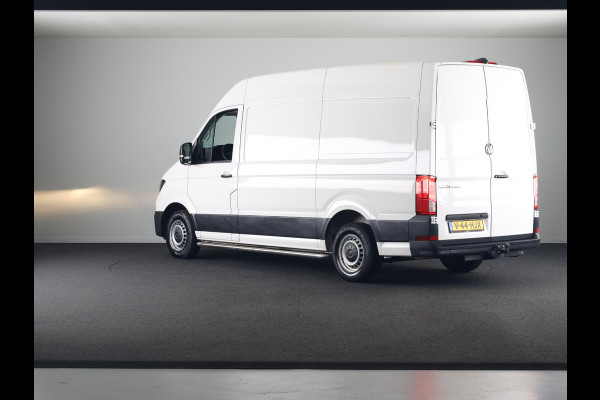 Volkswagen Crafter 35 2.0 TDI L3H3 Highline EURO VI 140 pk Automaat | Verlengde garantie | Navigatie | Trekhaak | Parkeersensoren | Achteruitrijcamera | Cruise control |