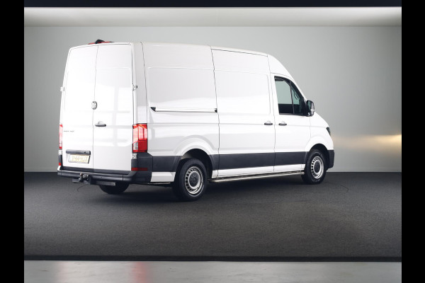 Volkswagen Crafter 35 2.0 TDI L3H3 Highline EURO VI 140 pk Automaat | Verlengde garantie | Navigatie | Trekhaak | Parkeersensoren | Achteruitrijcamera | Cruise control |
