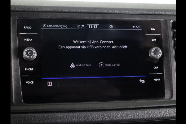 Volkswagen Crafter 35 2.0 TDI L3H3 Highline EURO VI 140 pk Automaat | Verlengde garantie | Navigatie | Trekhaak | Parkeersensoren | Achteruitrijcamera | Cruise control |